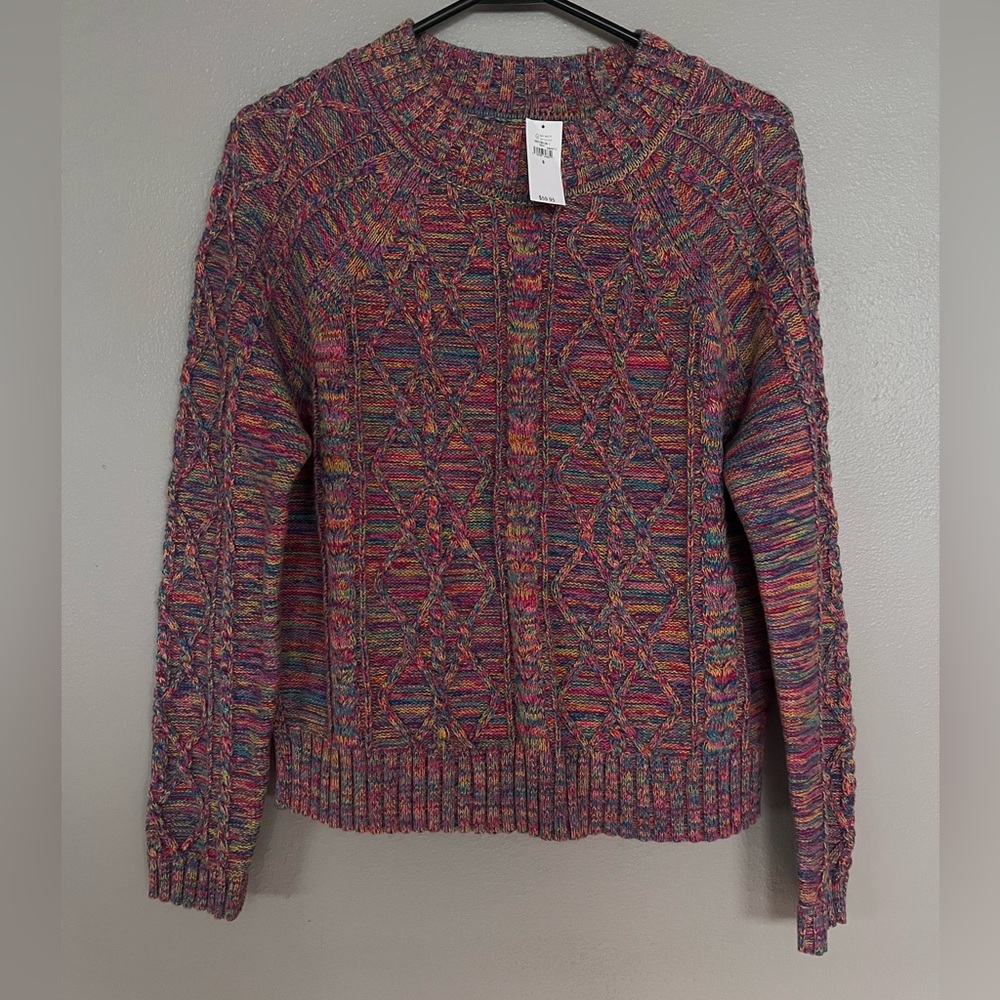 NEW WITH TAGS GAP SWEATER